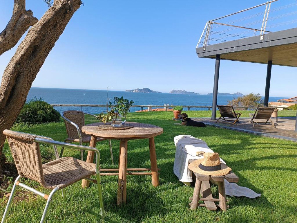 Chalet de lujo con vistas al Atlántico y las Islas Cíes en las Rías Baixas